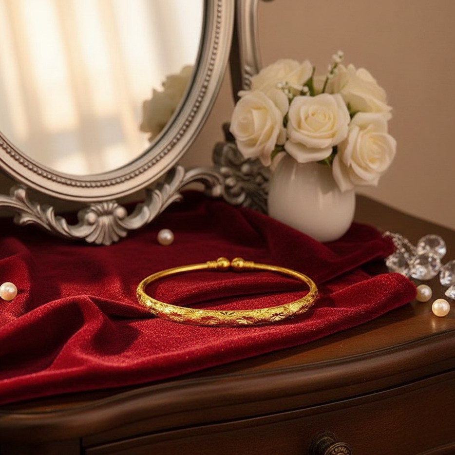 Classic Gold Engraved Minimal Bangle Bracelet
