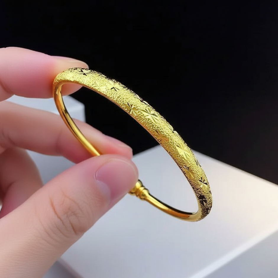 Classic Gold Engraved Minimal Bangle Bracelet