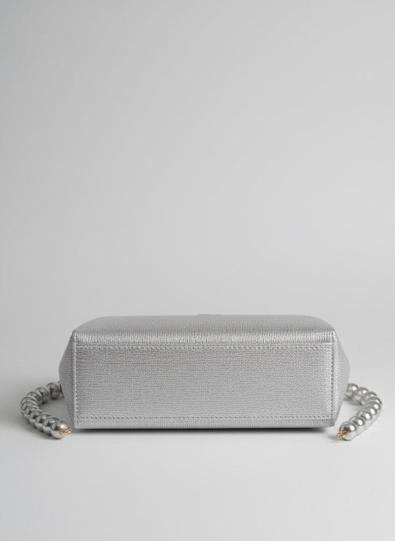 🩶 Chrome Bead Bar Clutch 🩶